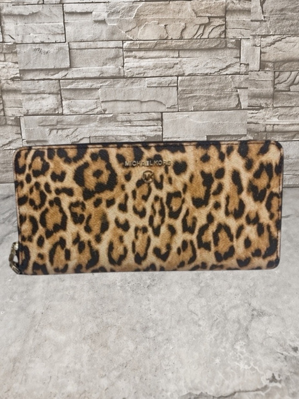 Michael Kors Continental Zip WalletWristlet Cheetah/Leopard Print Marigold Black